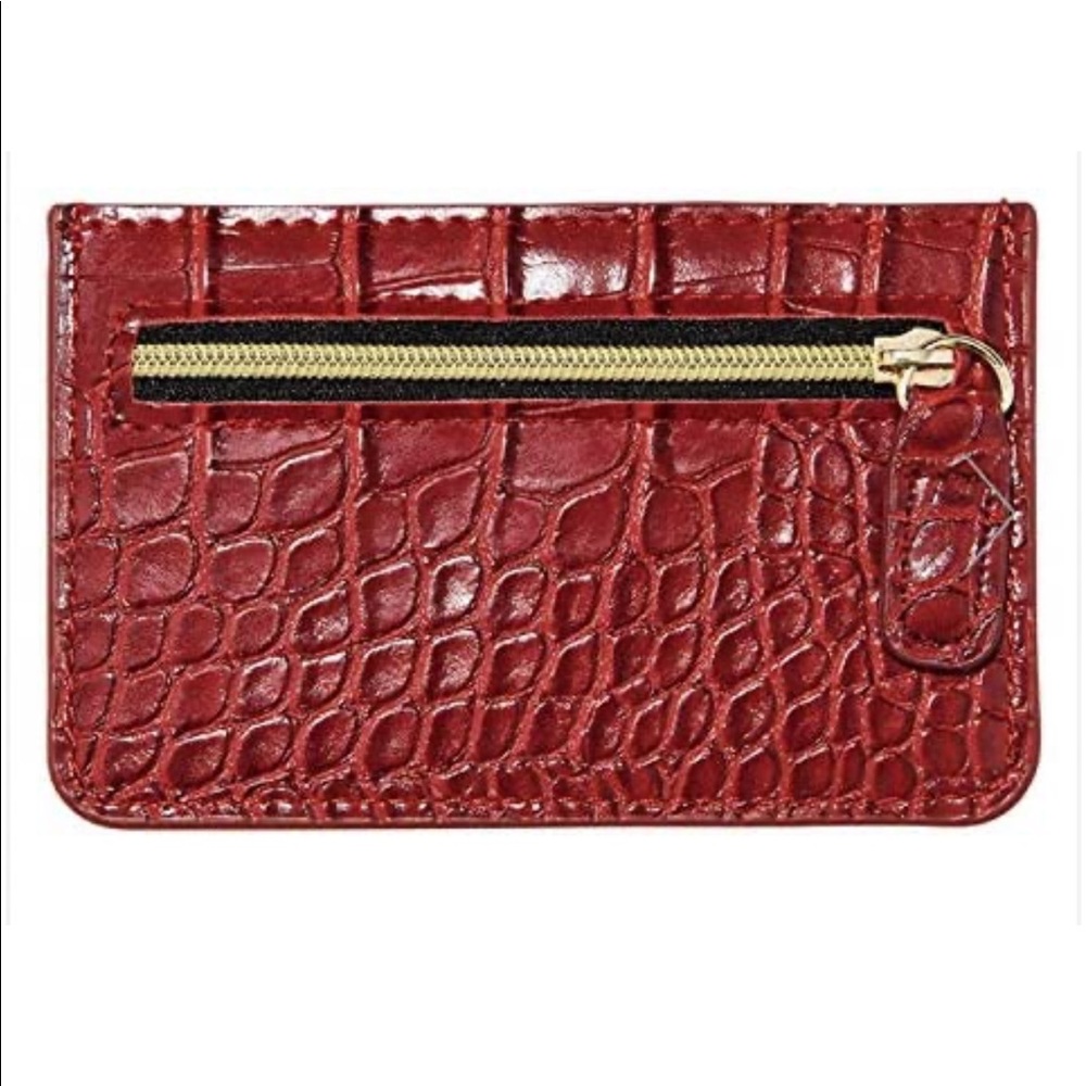 B-low the belt card holder